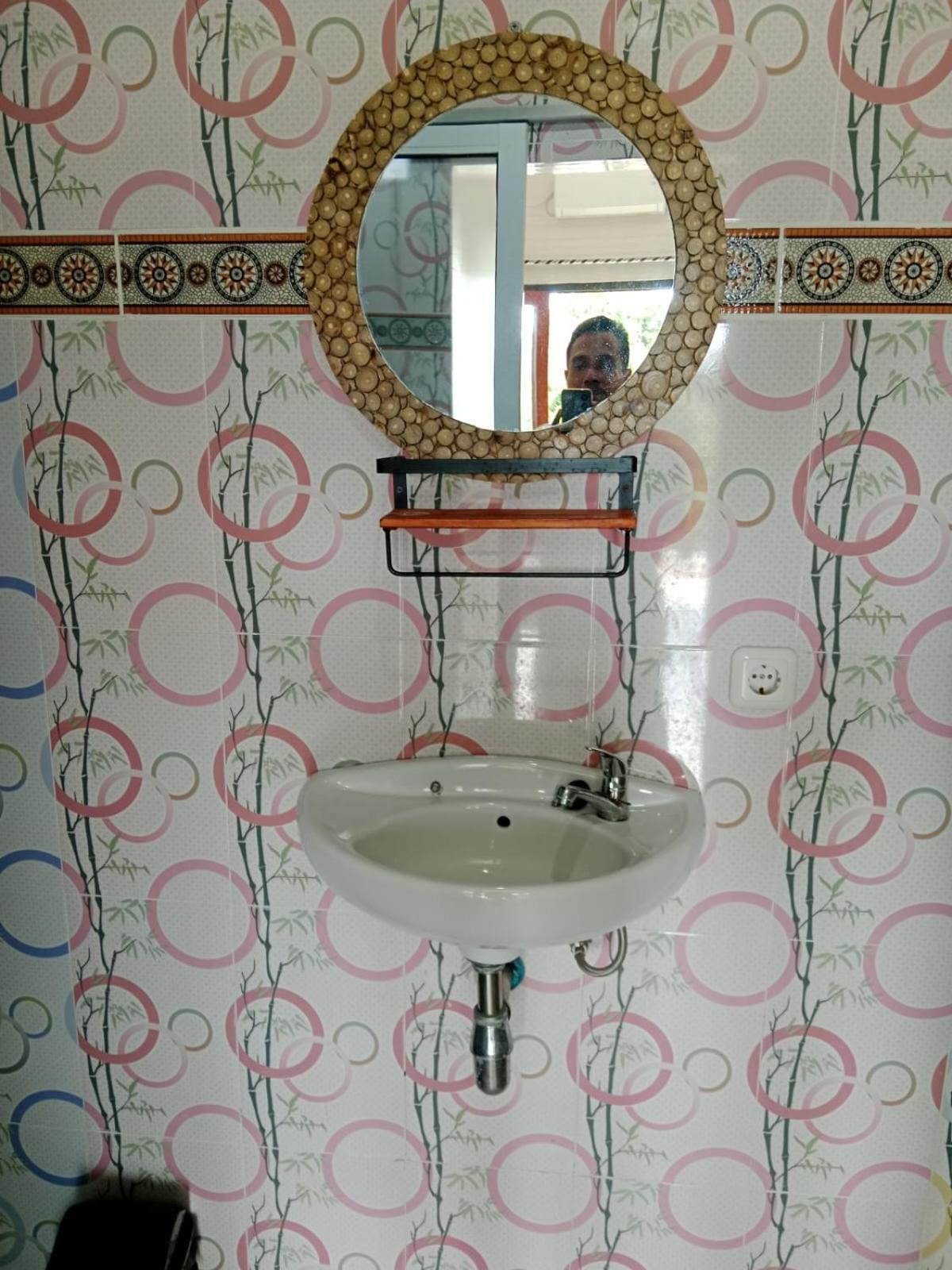 נוסה-למבונגן Grace Paradise Guest House מראה חיצוני תמונה